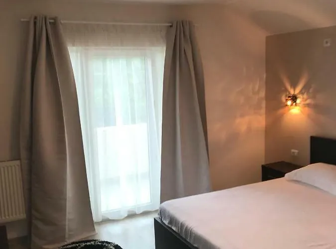 Giordano Bruno Nr 68 Apartamente